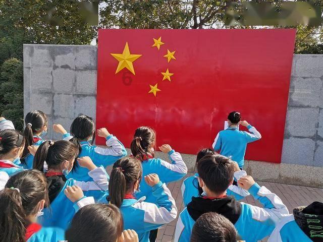 为什么手机充不进去电？游戏画面